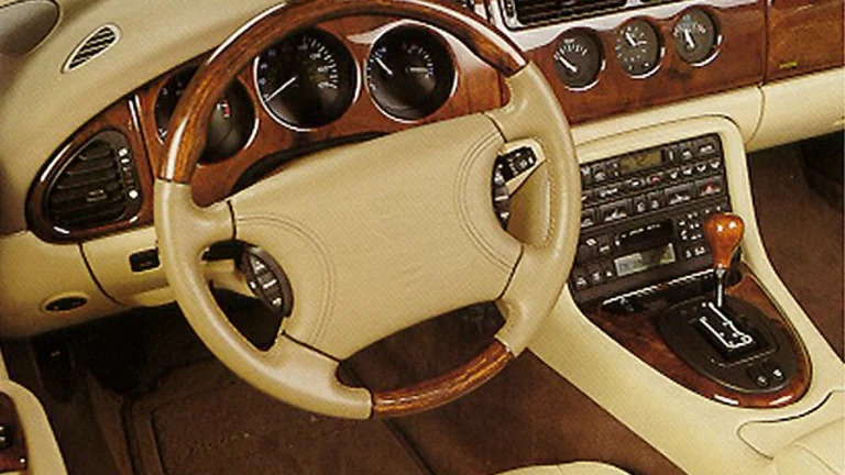 1999 Jaguar XK8 Base 2dr Coupe