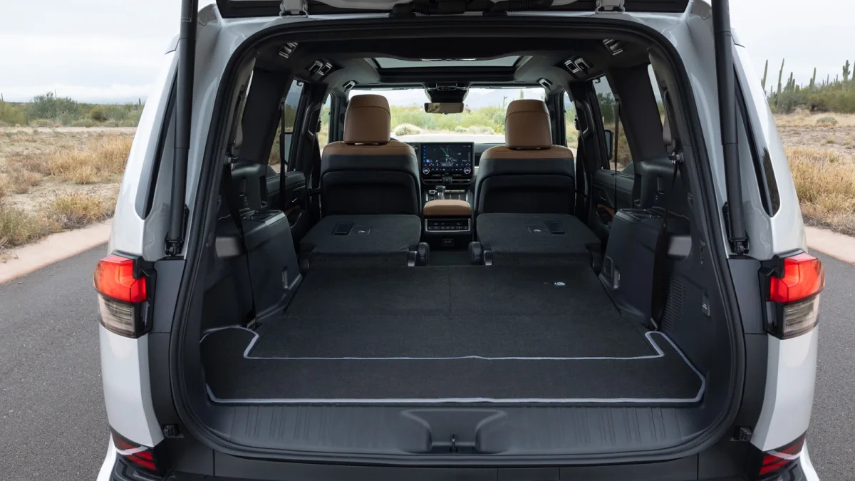 2024 Lexus GX 550 Luxury+ max cargo