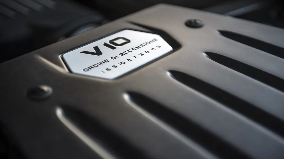 2015 Lamborghini Huracan LP 610-4 engine detail
