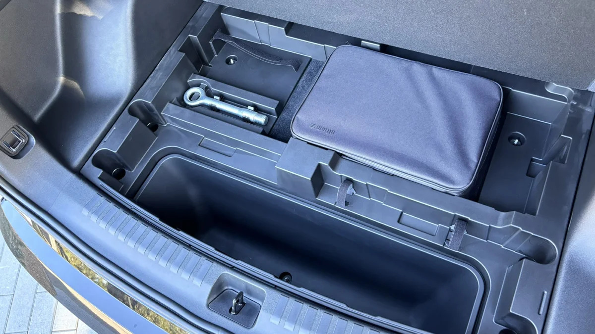 2024 Chevrolet Blazer EV cargo underfloor bin