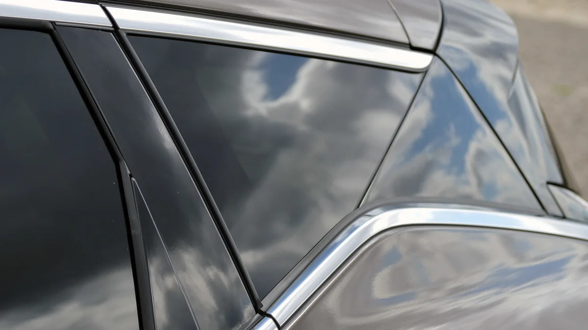 2015 Nissan Murano window trim
