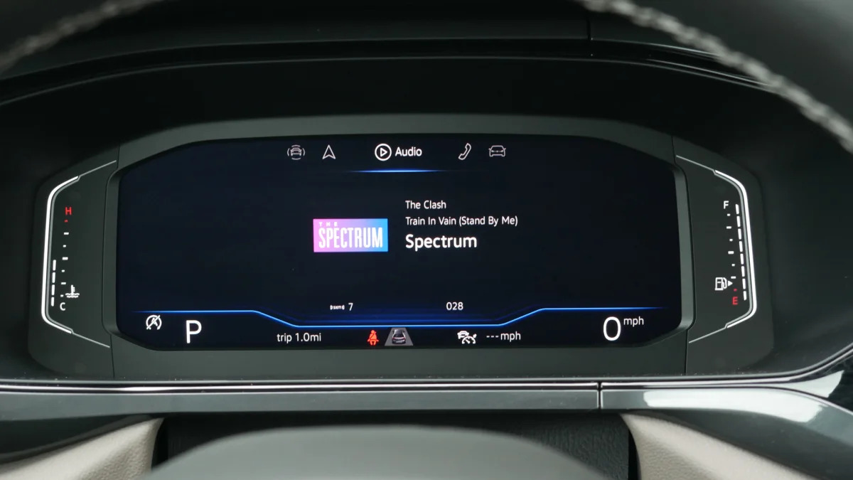 2022 Volkswagen Taos Digital Cockpit minimal audio