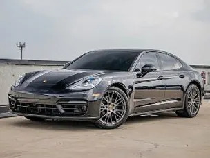2023 Porsche Panamera 