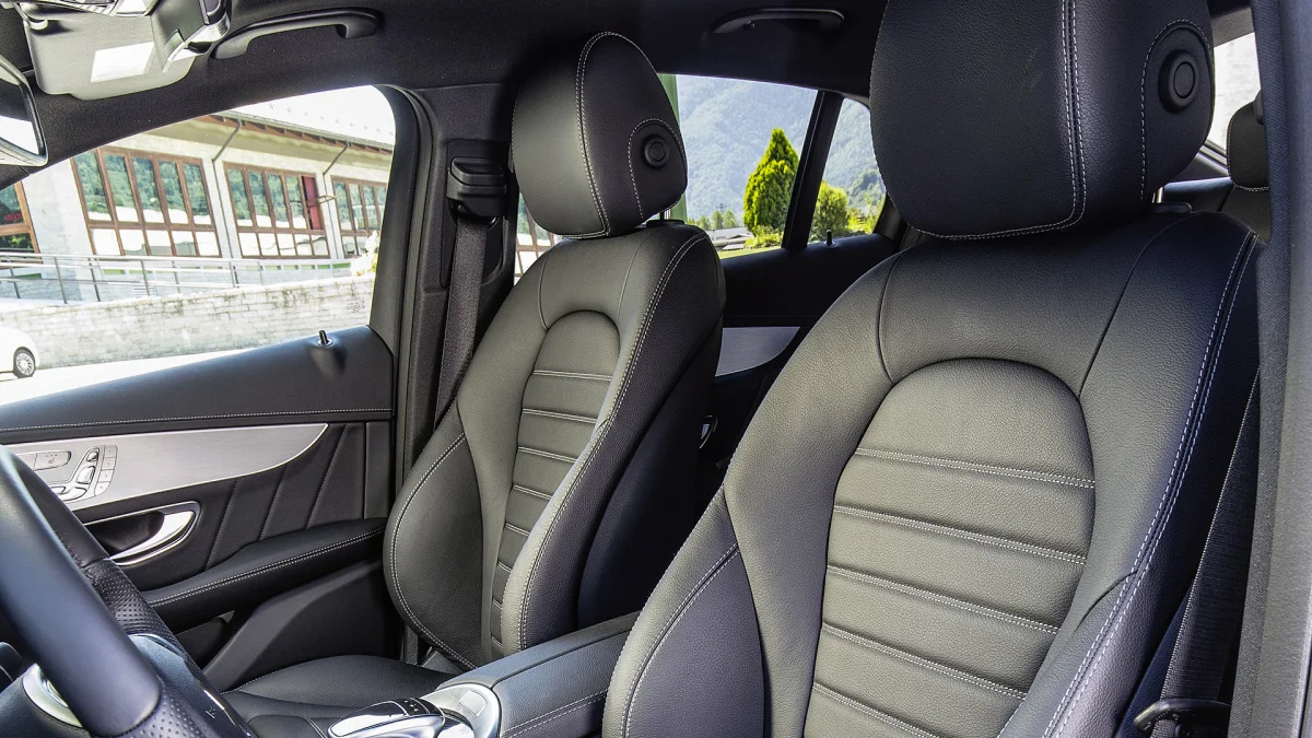 2017 Mercedes-Benz GLC300 Coupe front seats