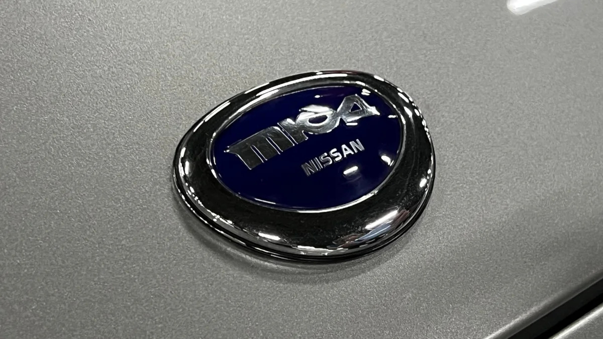 1987 Nissan Mid4-II badge