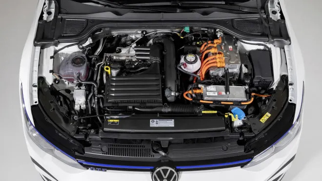 New VW Golf GTE: hybrid hatch breaks cover
