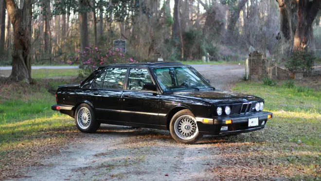 History of the BMW M5
