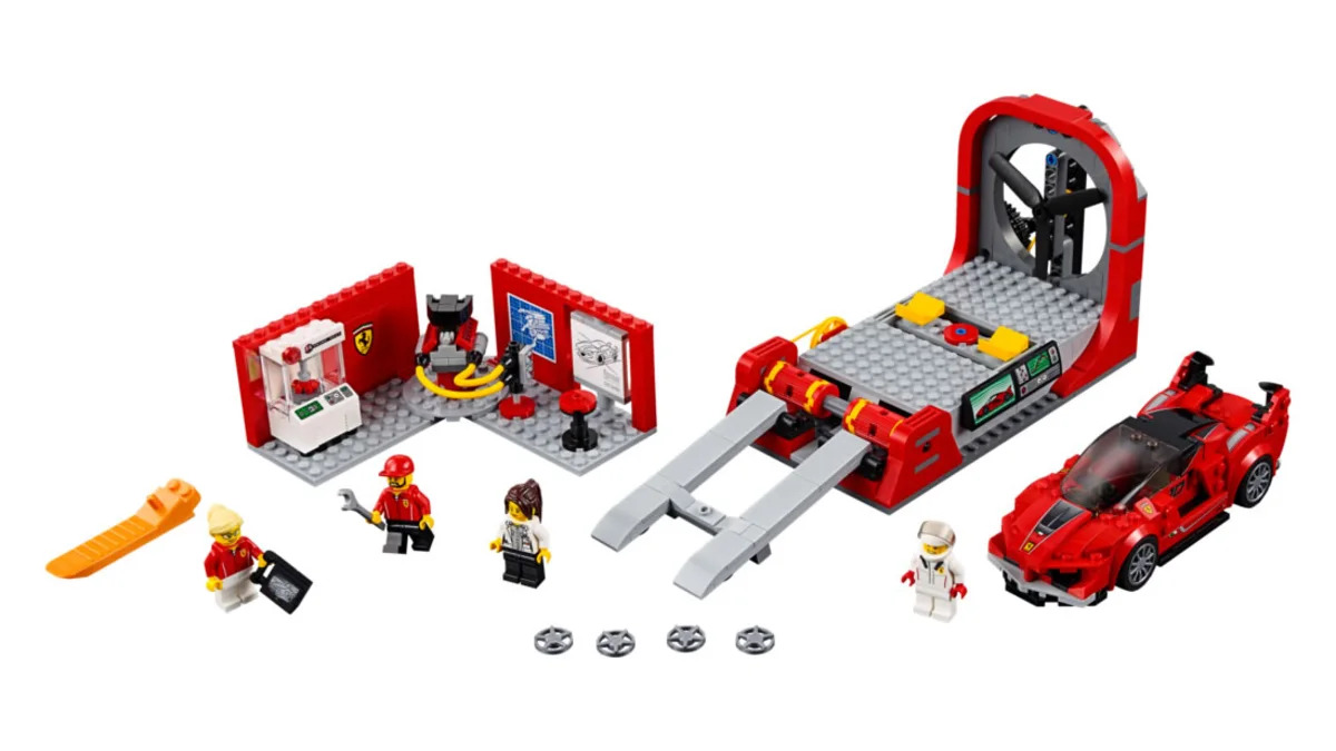 Ferrari FXX K Lego kit