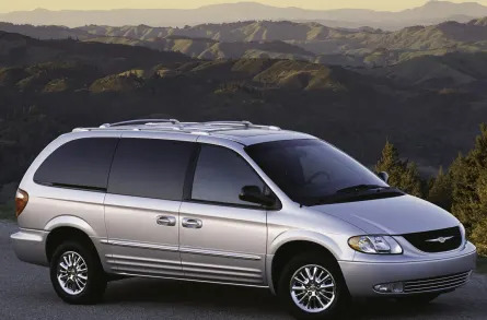 2003 Chrysler Town & Country Base Front-Wheel Drive Passenger Van
