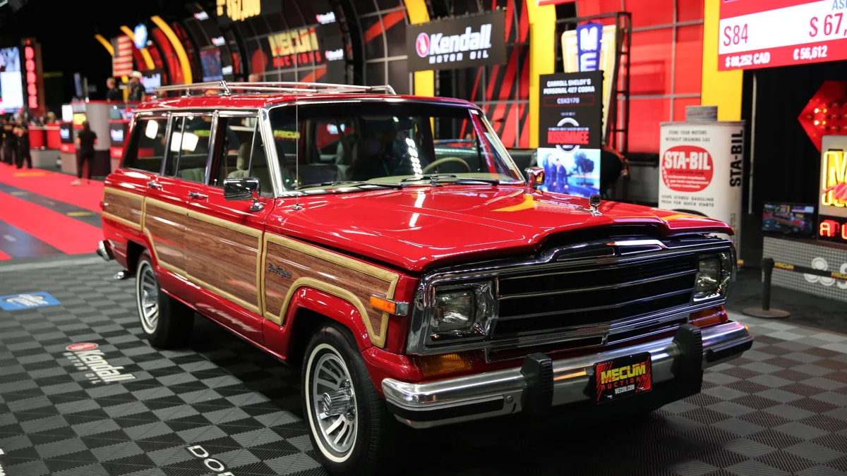 1989 Jeep Grand Wagoneer with Hellcat V8