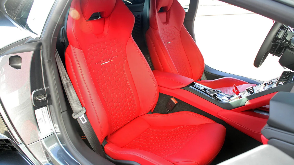 2016 Lamborghini Huracan LP 580-2 seats