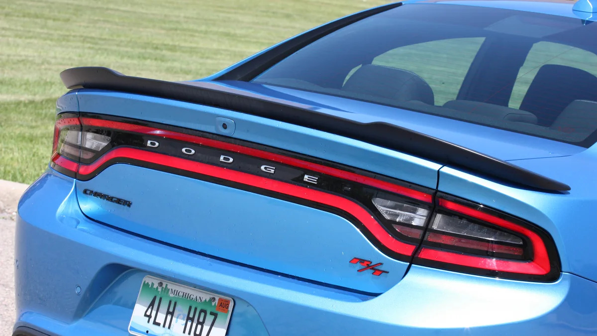 2015 Dodge Charger R/T Scat Pack taillights