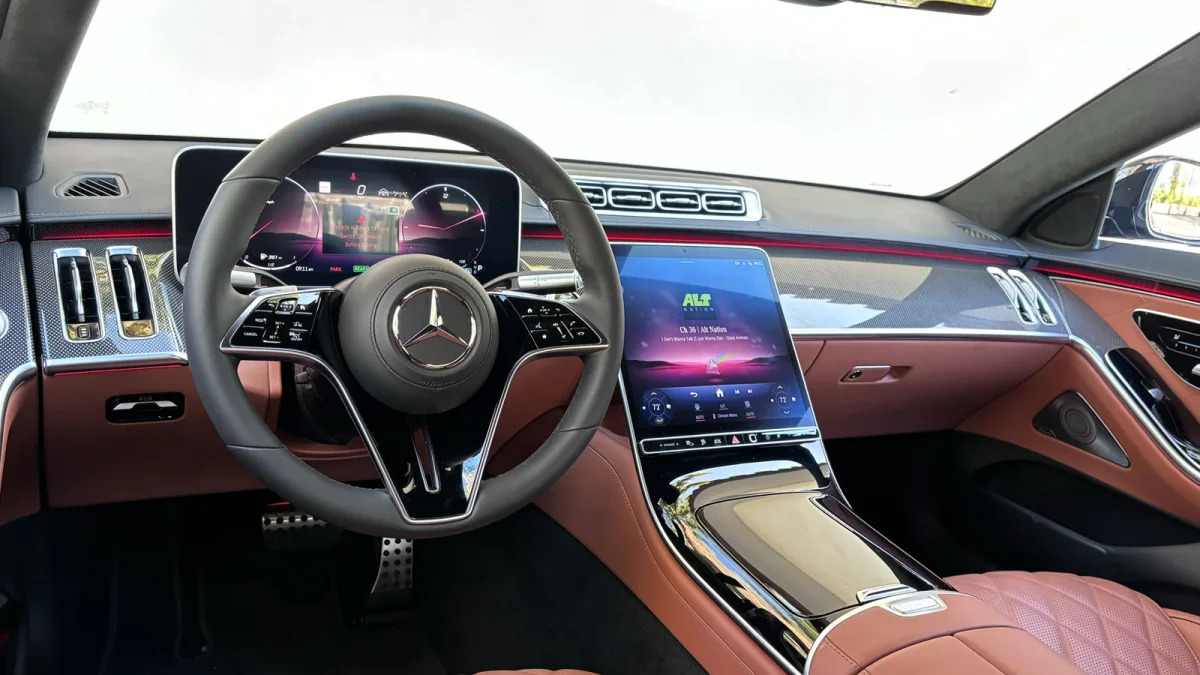 Mercedes-Benz S580e interior from driver low