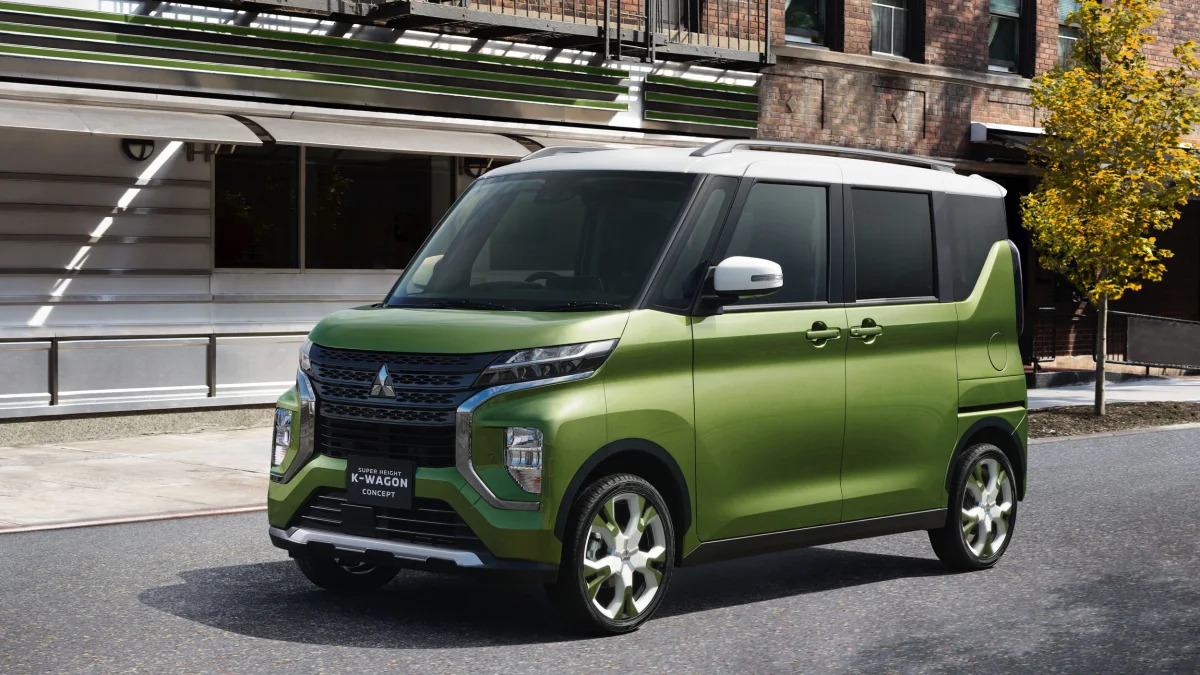 Mitsubishi Motors Corporations unveils the SUPER HEIGHT K-WAGON