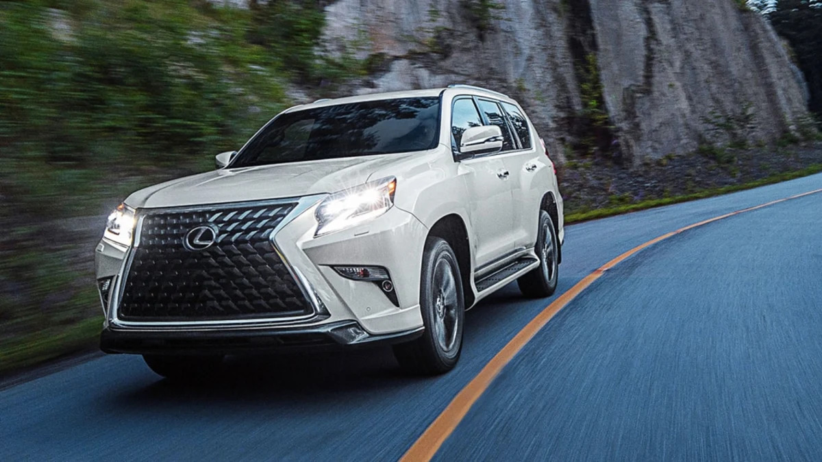 2023 Lexus GX makes do with small changes