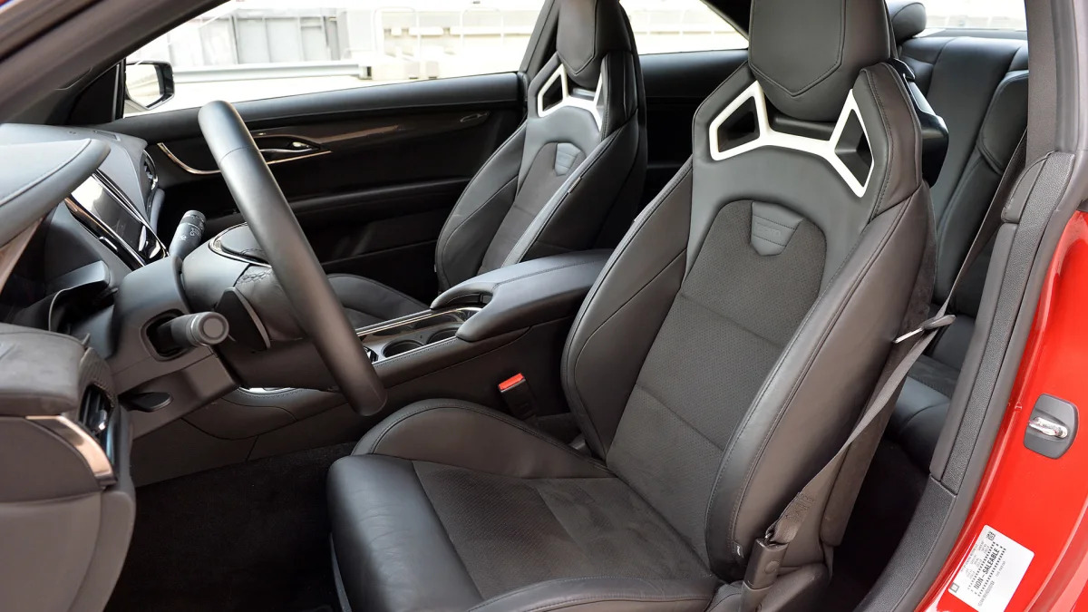 2016 Cadillac ATS-V front seats