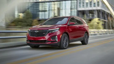 <h6><u>2024 Chevrolet Equinox barely changes, priced about the same, too</u></h6>