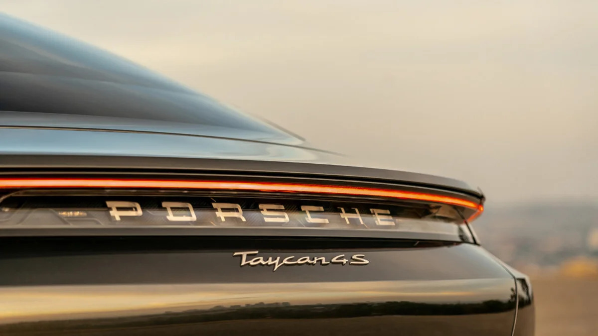 2020 Porsche Taycan 4S badge