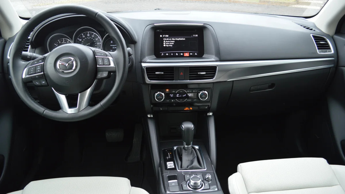 2016 Mazda CX-5 interior dashboard 