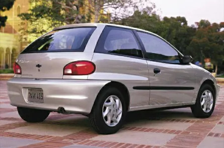 2000 Chevrolet Metro LSi 2dr Coupe