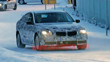 BMW 5 Series GT spied in the snow