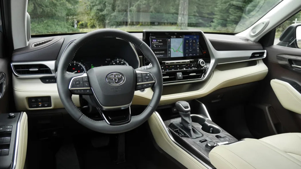 Toyota Highlander Interior