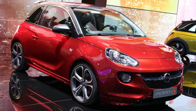 Opel Adam Rocks : Urban mini crossover revealed - Drive