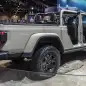 2020-jeep-gladiator-mojave-chicago-04