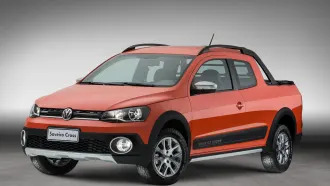 VW Saveiro ganha cabine dupla