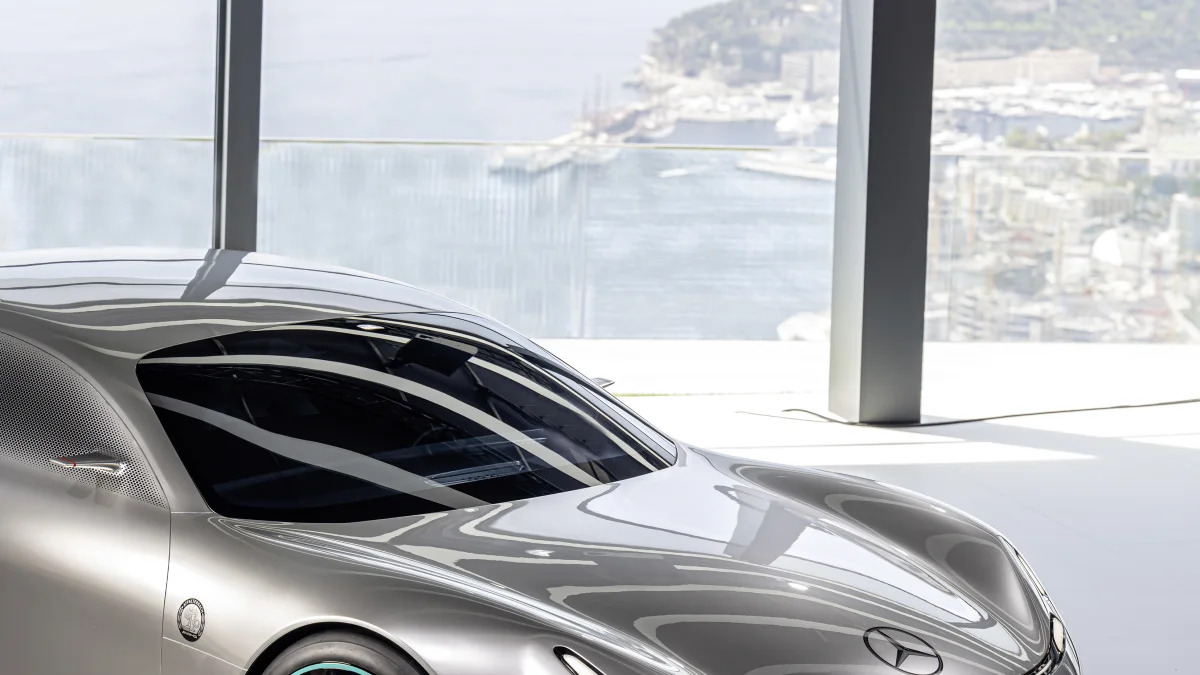 Mercedes Vision AMG concept 22