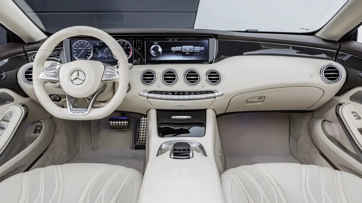 Mercedes-AMG S65 Cabriolet interior