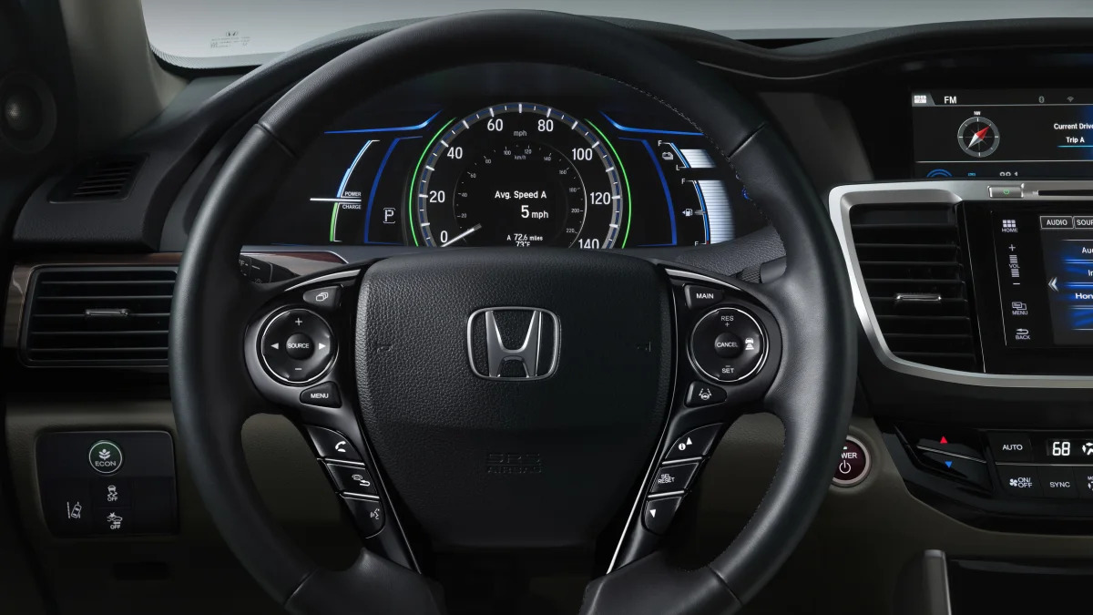 2017 honda accord hybrid steering wheel speedometer