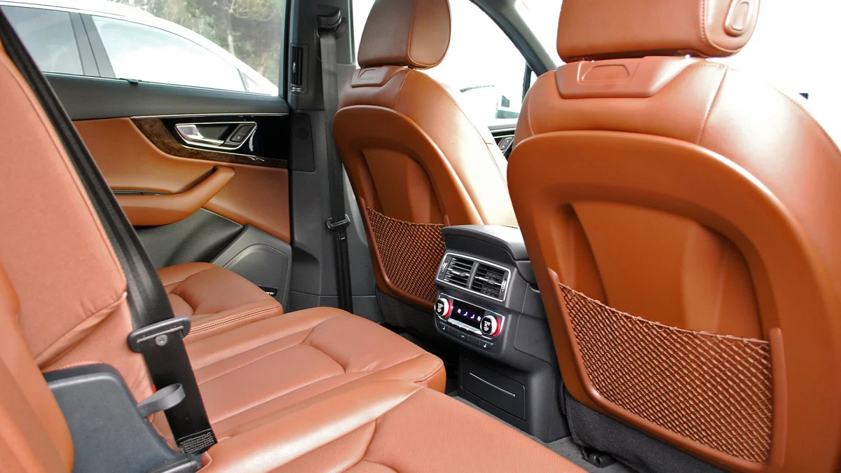 2017 Audi Q7 rear seats