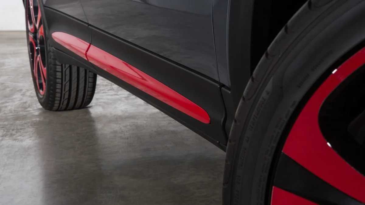 Fiat 500X Mopar grey gray red side sill step