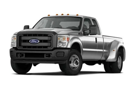 2014 Ford F-350 XLT 4x2 SD Super Cab 8 ft. box 158 in. WB DRW