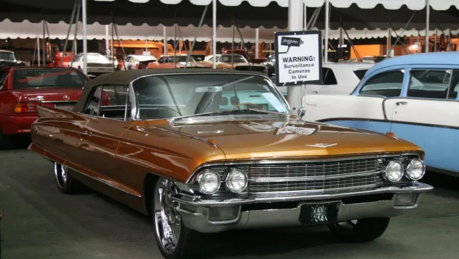 Barrett-Jackson OC '10: Louis Vuitton-trimmed 1962 Cadillac fetches $40K -  Autoblog