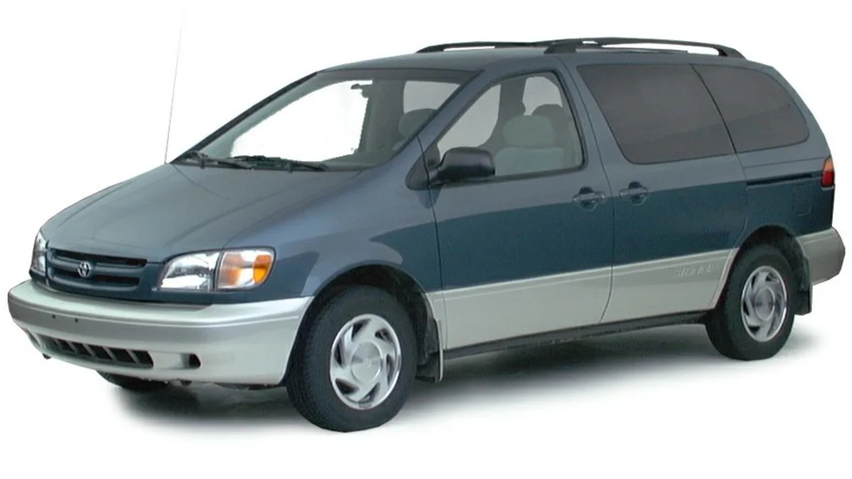 2000 Toyota Sienna 