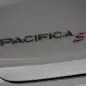 Chrysler Pacifiac Red S