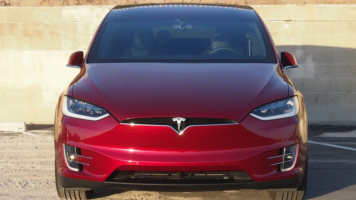 2016 Tesla Model X front view
