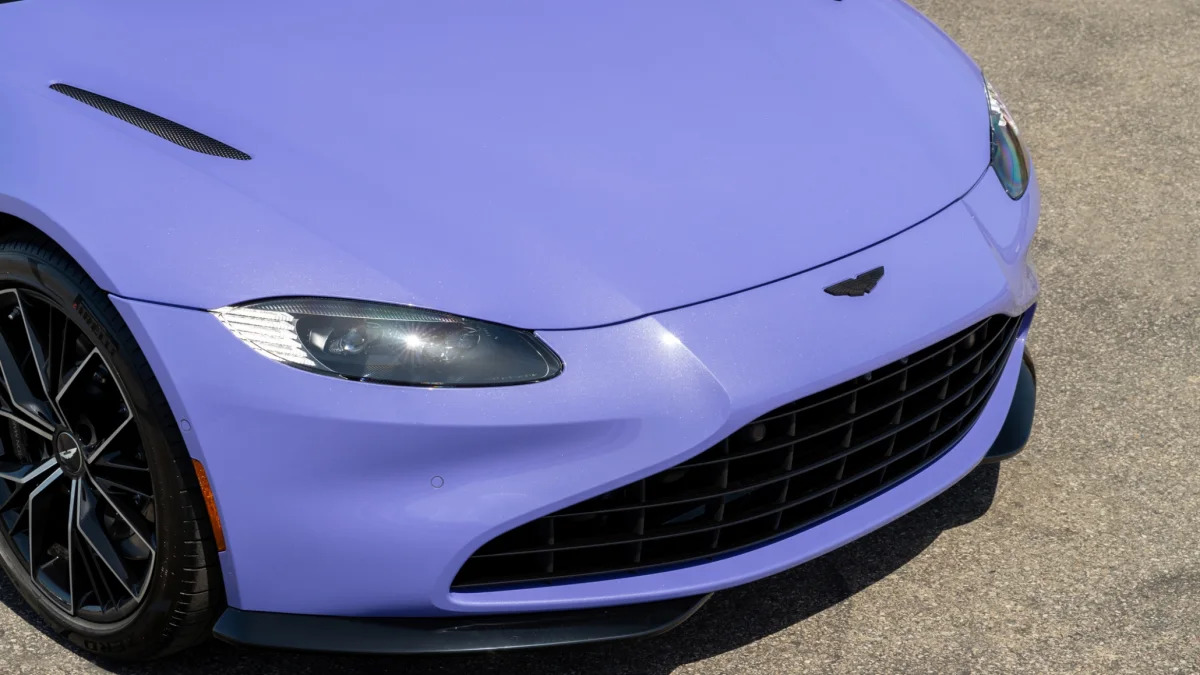 Aston Martin Newport Beach Vantage Ultra Violet 04