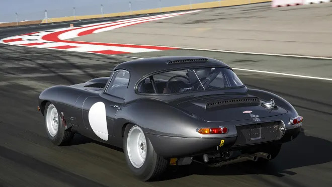 Jaguar E-Type Race Car LOUD SOUND 