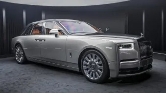 EMARGOED UNTIL 7-27 4:00PM EST 2018 Rolls Royce Phantom VIII: First Look