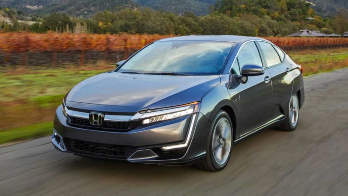 2018 Honda Clarity Plug-In Hybrid Review | It's what's on the inside that counts