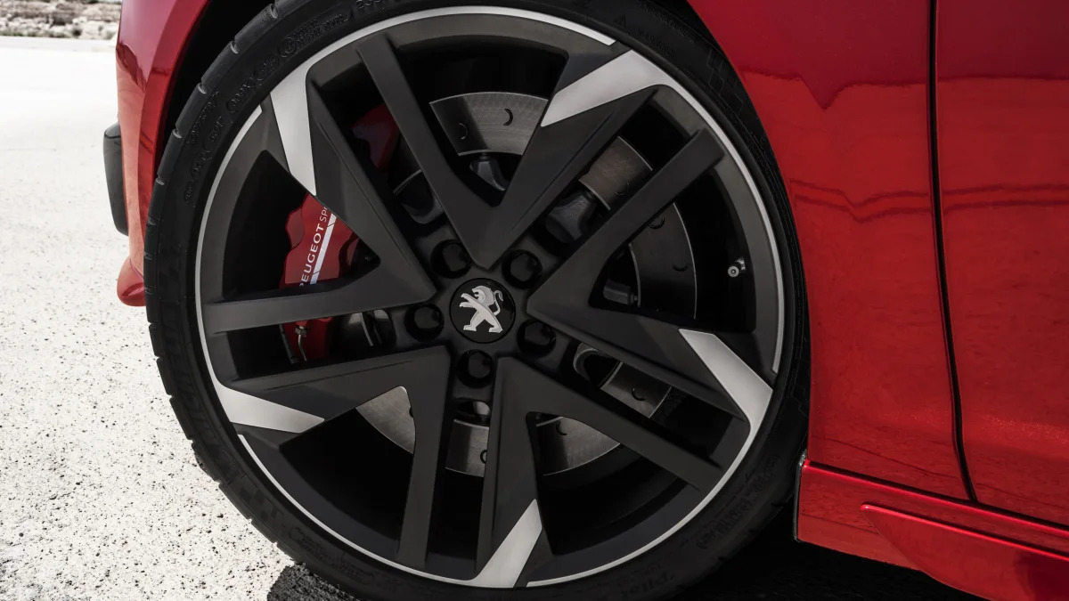 Peugeot 308 GTi wheel