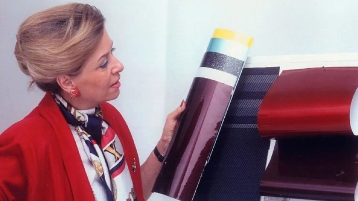 Gunhild Liljequist with paint samples