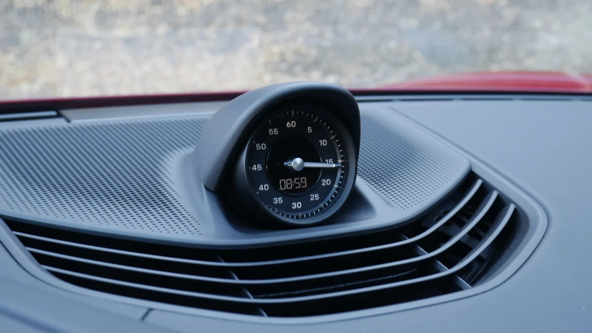 2022 Porsche Taycan GTS Sport Turismo Sport Chrono clock