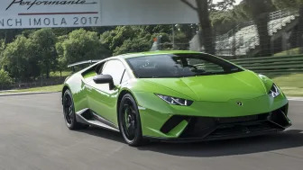 Performante 2dr All-Wheel Drive Coupe