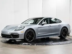 2023 Porsche Panamera 