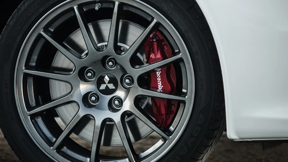 The 2015 Mitsubishi Lancer Evolution Final Edition, wheel.