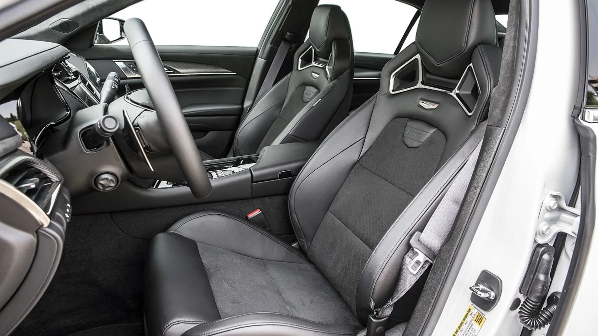 2016 Cadillac CTS-V front seats
